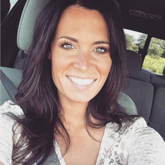 Meet your Posher, Jenna - Picture 1 of 1